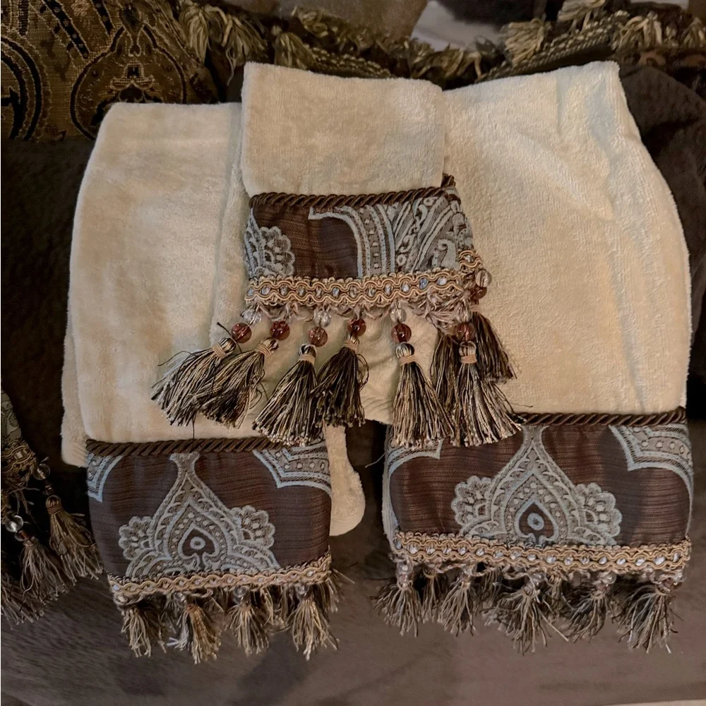 Custom swag bling bathroom Tuscan home handtowel luxury cotton towel set